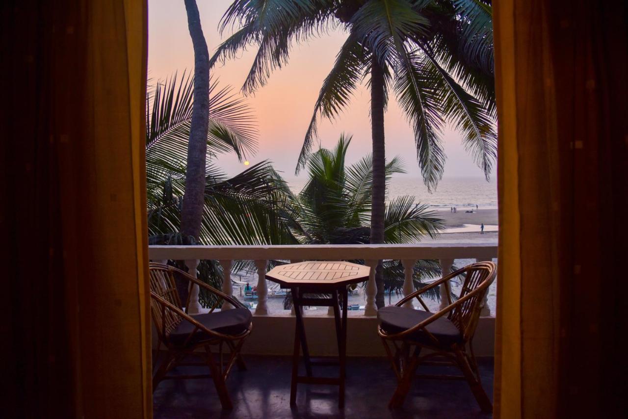 Silent Beach Resort Mandrem Exterior foto