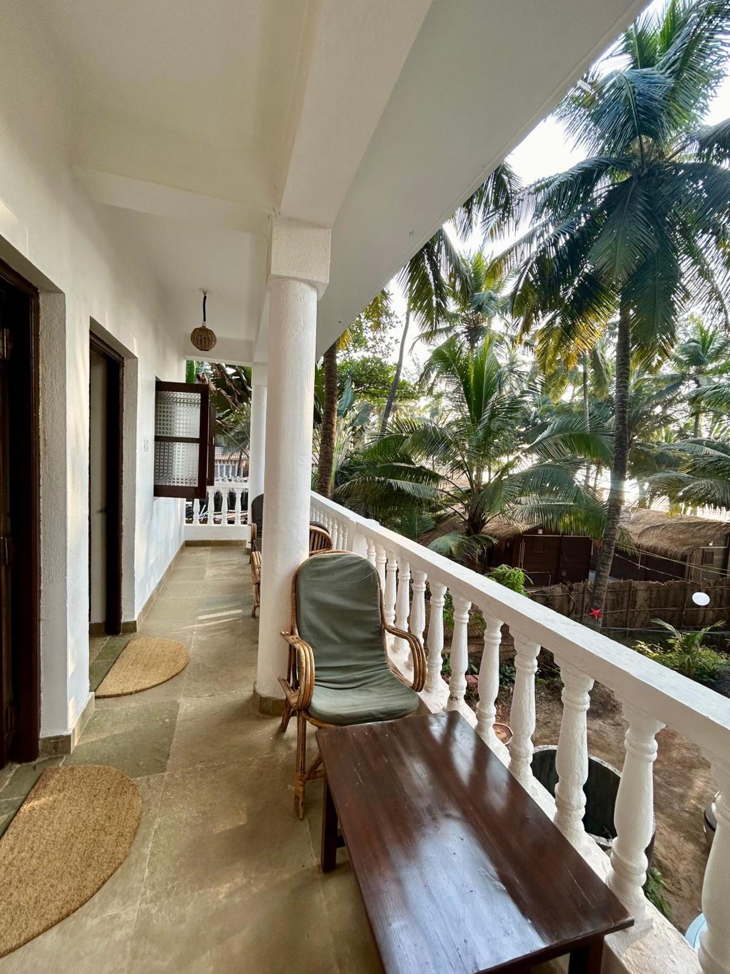 Silent Beach Resort Mandrem Exterior foto