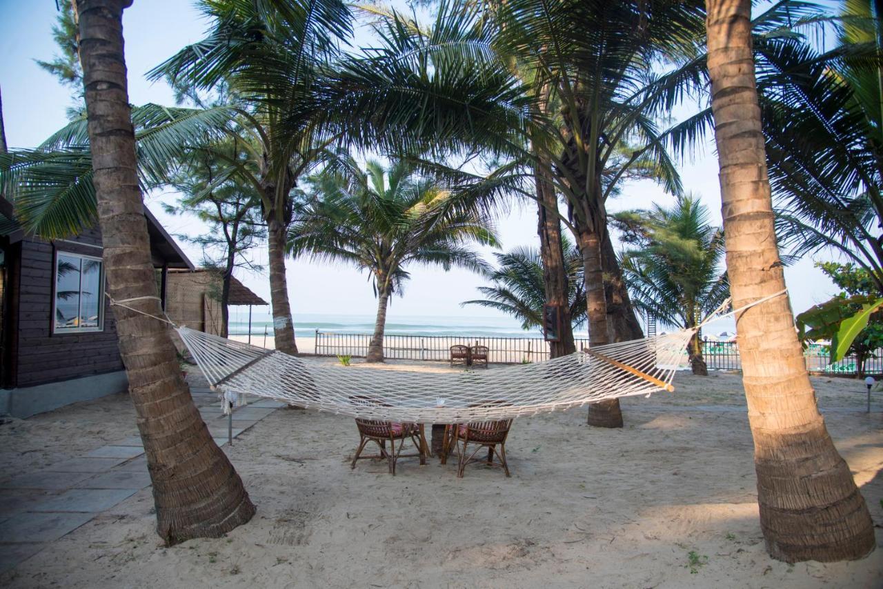 Silent Beach Resort Mandrem Exterior foto